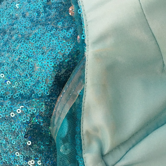 Clarisse turquoise sequin gown - Picture 8 of 8